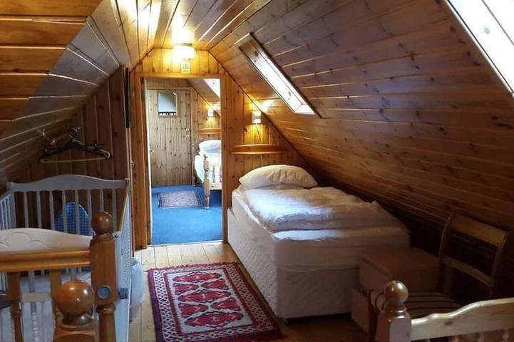 Morrone Cottage - Beautiful mountain cottage, large garden and wonderful views. in Braemar, Cairngorms National Park