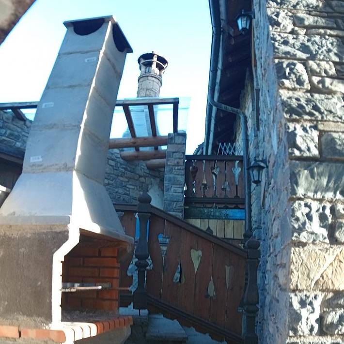 Gîte pour 8 personnes, avec Balcon et Terrasse ainsi que Jardin et Vue dans Buerba - 4