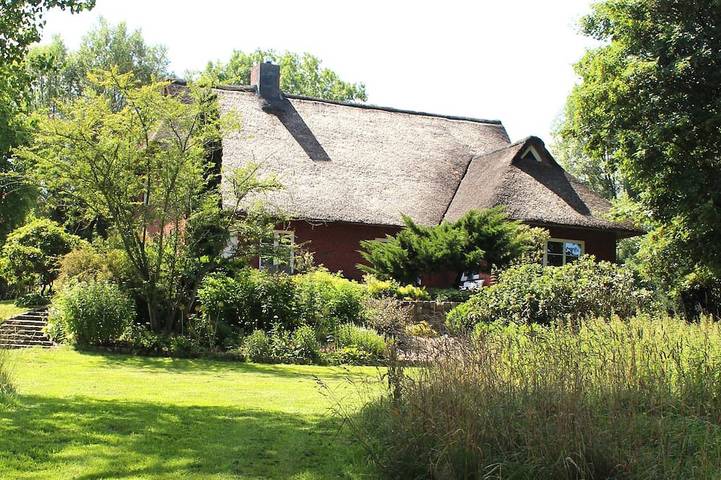 Ferienhaus für 8 Personen, mit Terrasse und Garten in Breiholz