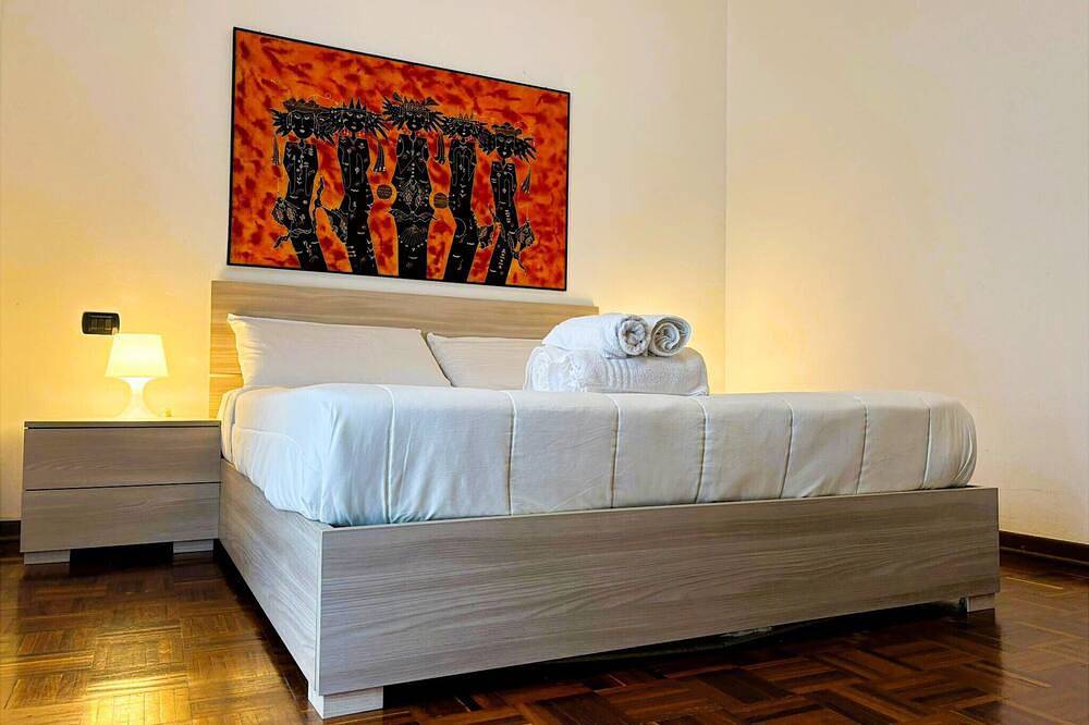 Entire apartment, Galeazzi Rho Fiera apartment in Rho, Milan Province