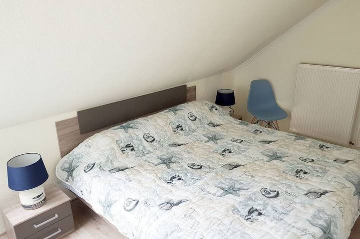 Ferienhaus für 7 Personen, mit Terrasse und Sauna sowie Garten in Jemgum - 3