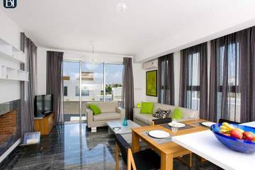 Villa for 2 People in Paphos, South Cyprus, Photo 1