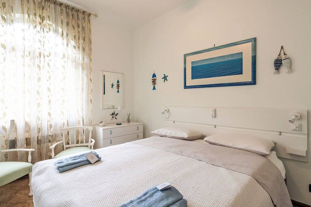 Apartamento entero, Paradiso tra gli Ulivi by Interhome in San Bartolomeo al Mare (City), San Bartolomeo al Mare