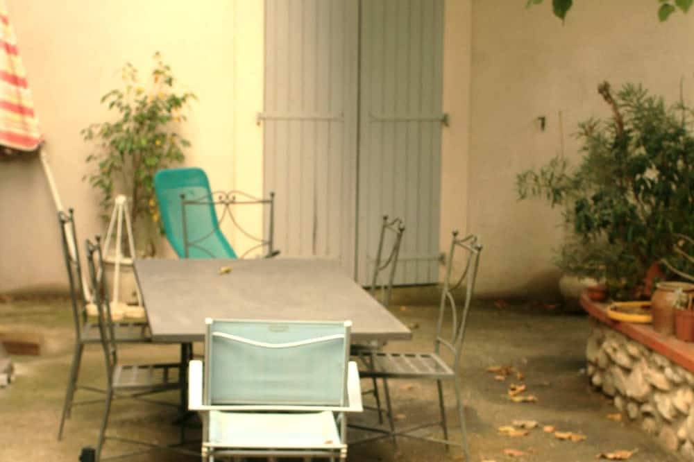 Chambre chez l'habitant in Théza, Côte méditerranéenne (France)