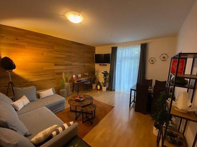 Ferienwohnung für 4 Personen, mit Balkon/Terrasse und Balkon sowie Terrasse und Garten in Erfurt