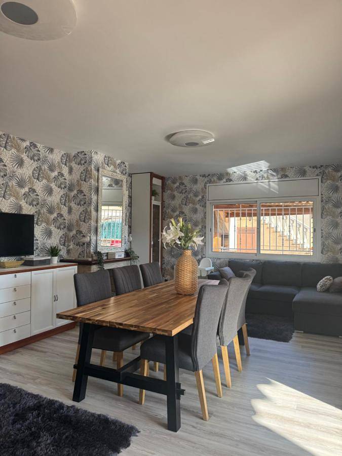 Casa rural para 10 personas, con jardín además de vistas y piscina, Se admiten mascotas en Bajo Penedés - 4