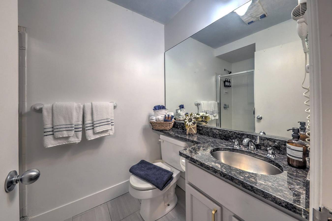 Apartamento entero, Modern Studio with Great Wifi and Amenities! in Boston, Massachusetts