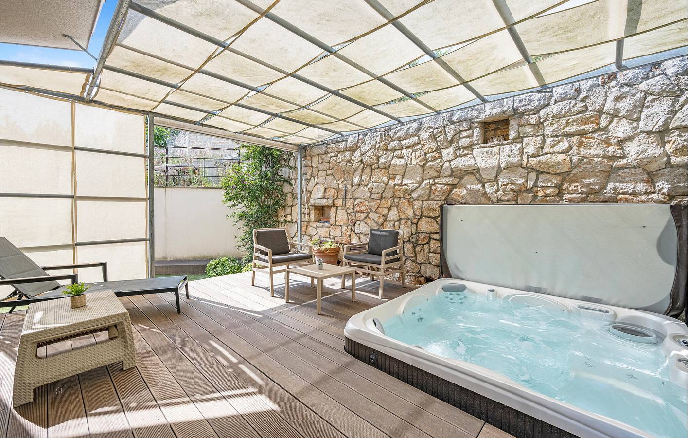 Ganze Ferienwohnung, Ferienwohnung für 4 Personen mit Terrasse in Općina Murter-Kornati, Murter
