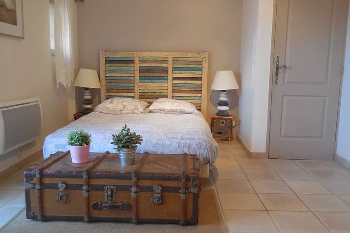 Gîte pour 5 personnes, avec terrasse et jardin à Carry-le-Rouet - 2