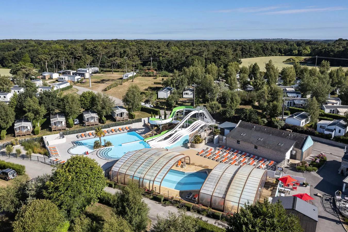 Mobil-home Confort 3 Pièces 4 Personnes + Tv in La Trinité-sur-Mer, Côte des Mégalithes