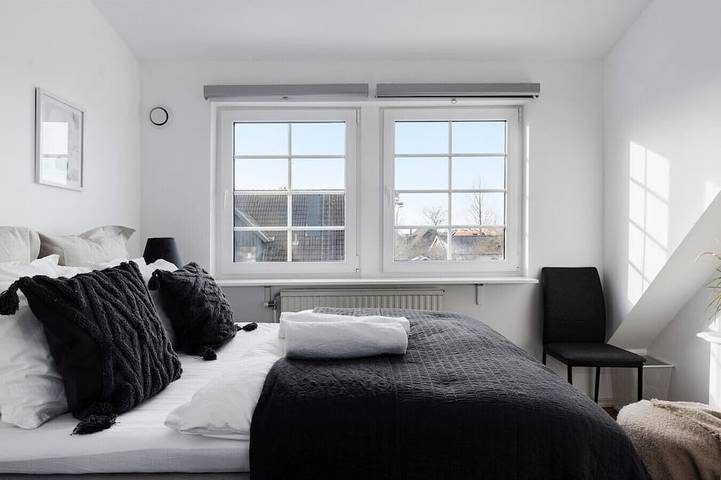 Sunset Getaway Group House in Malmö in Malmö, Schwedische Ostsee
