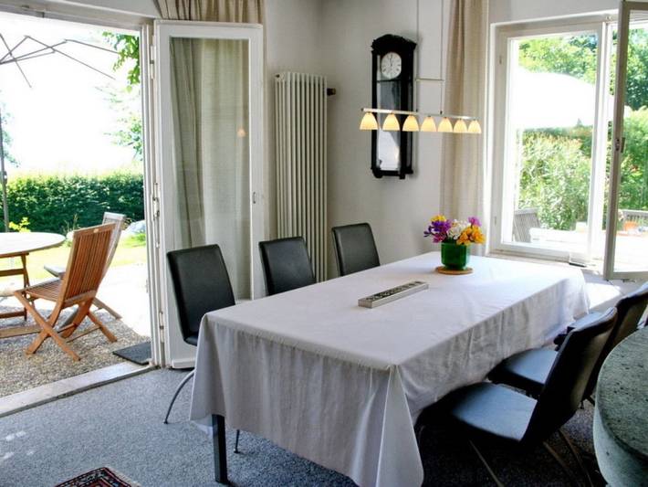Ferienhaus Villa Bianca Konstanz mit Seeblick, Terrasse und Wlan in Konstanz-Litzelstetten, Konstanz