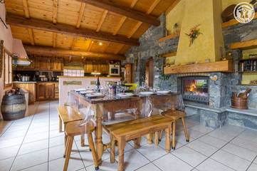 Maison De Vacances pour 10 Personnes dans Bozel, Parc National de la Vanoise, Photo 4