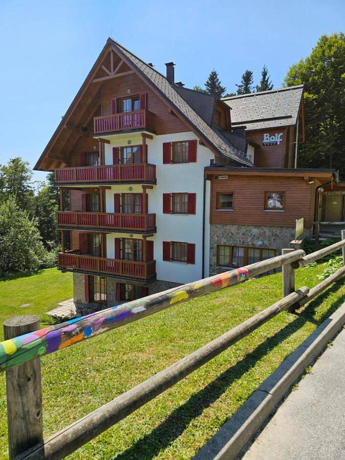 Ferienwohnung für 9 Personen, mit Terrasse und Ausblick, mit Haustier