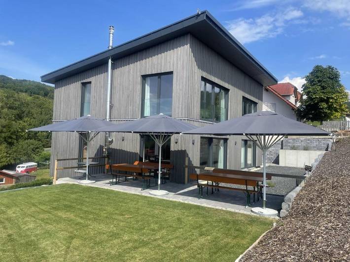 Ferienhaus für 4 Personen, mit Sauna und Terrasse sowie Ausblick in Poppenhausen