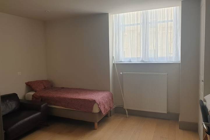 Appartement entier, Appartement en duplex à 200 mètres du Château de Versailles! in Versailles, Yvelines