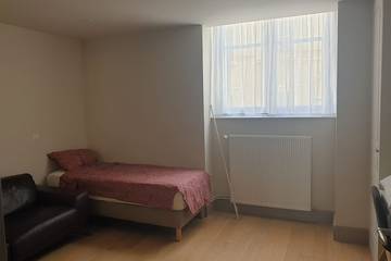 Gîte pour 3 Personnes dans Versailles, Yvelines, Photo 1