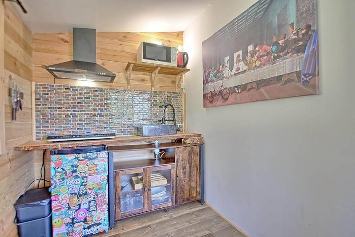 Tente pour 2 personnes, avec jardin et jacuzzi dans le Var - 2