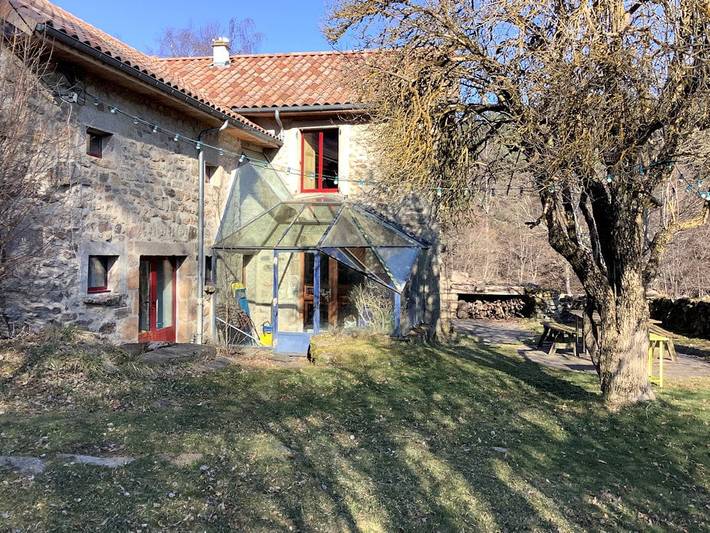 Gîte pour 14 personnes, avec jardin et terrasse à Saint-Flour-de-Mercoire