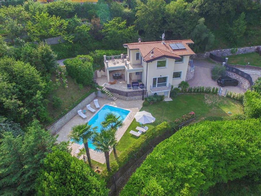 Villa Europa in Salò, Prealpi Gardesane