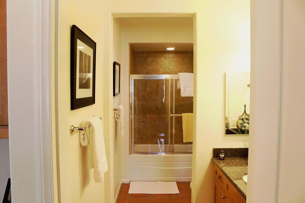 Beautiful Single Story Legacy Villas Townhome, Panoramic Mountain Views! in La Quinta (CA), Coachella Valley