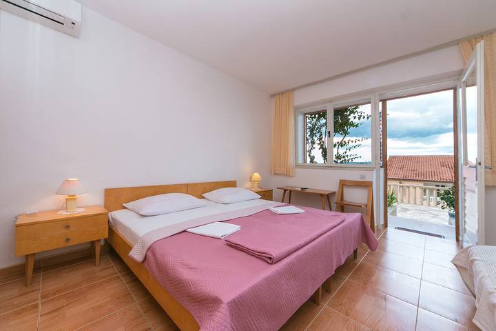 Ferienwohnung für 3 Personen, mit Balkon/Terrasse - 1