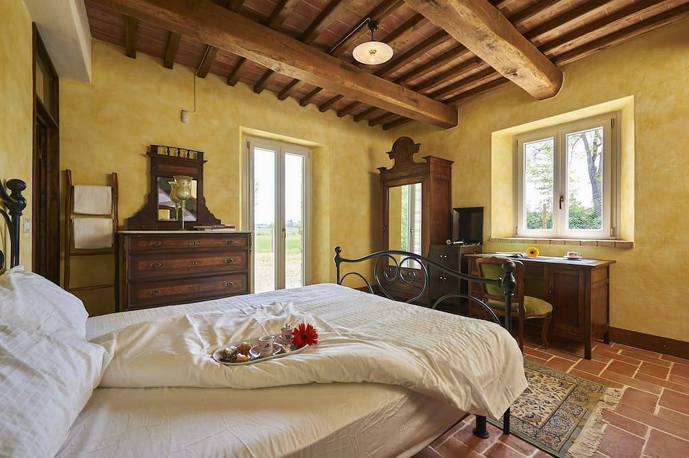 Charmantes Bauernhaus inmitten der toskanischen Landschaft mit privatem Pool und Garten in Marciano della Chiana, Arezzo Provinz