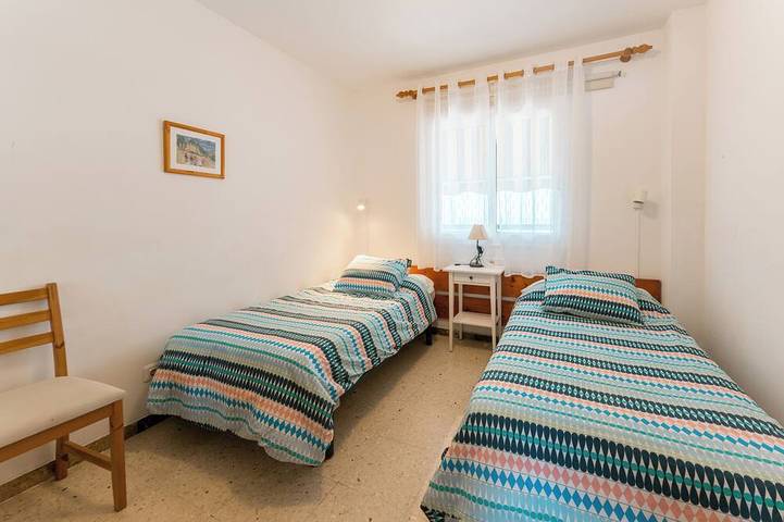 Apartamento entero, Magnífico apartamento en los Cristianos. Vistas al mar y amplia terraza. in Los Cristianos, Arona 