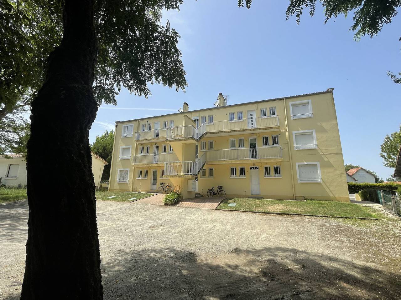 Ganze Wohnung, Rustikale Wohnung nahe Strand und Wassersportbasis, Parkplatz inklusive in Saint-Brevin-les-Pins, Côte de Jade