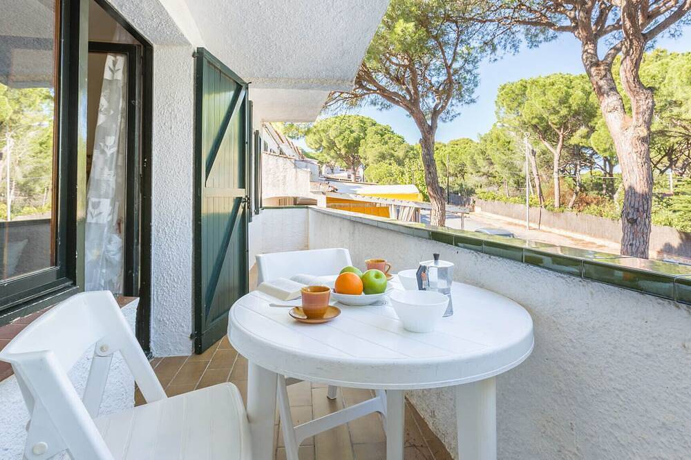 Geheel appartement, 1Arch1 Basic 2 bedroom apartment close to the lovely beach of Pals. in Pals, Costa Brava