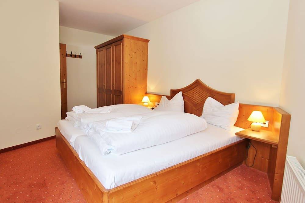 Chalet in Saalbach nahe Skilift in Hinterglemm, Saalbach-Hinterglemm