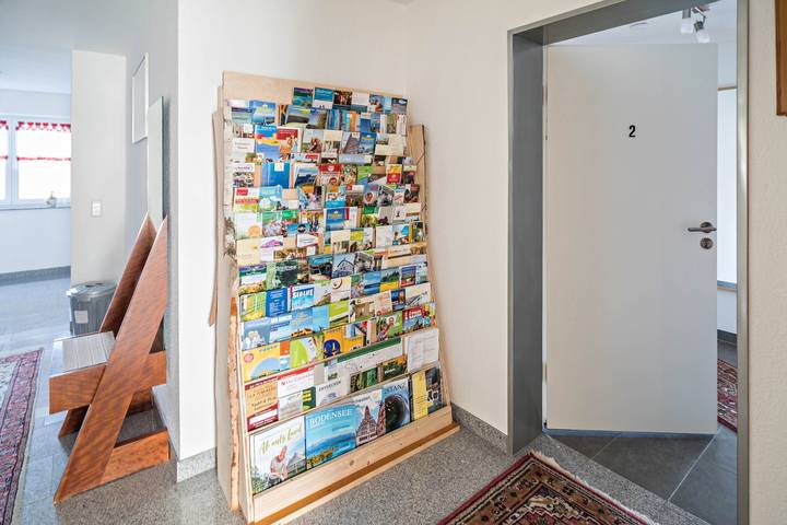 Hel lejlighed, Studio Apartment in “Haus Ruther” near Thermal Bath with Wi-Fi, Terrace & Garden in Bad Saulgau, Region Bodensee-Oberschwaben