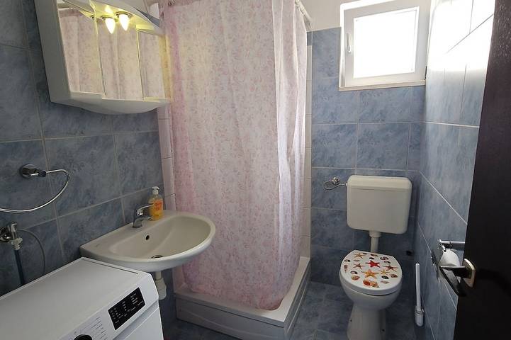 Ganze Wohnung, 2-Zimmer-Ferienwohnung am Strand Bucht Pjestata, Peljesac in Dubrovnik-Neretva