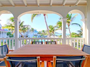 Gîte pour 4 personnes, avec balcon et piscine dans Saint Martin