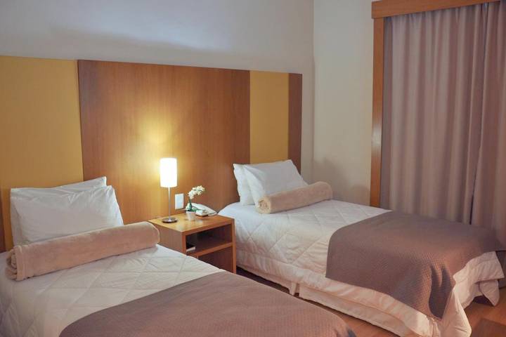 Hôtel pour 2 personnes, avec piscine ainsi que jardin et sauna à Resende (Brasil) - 4