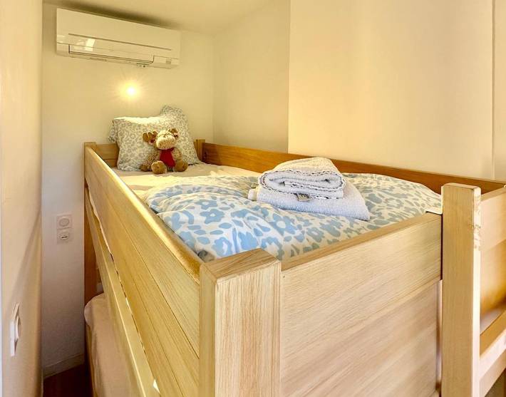 Gîte pour 5 personnes, avec piscine ainsi que jardin et vue dans Plage La Badine - 3