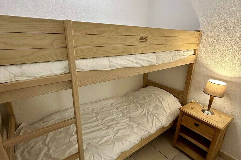 Entire apartment, Studio cabin with wifi and parking - 4 guests in Arreau, French Pyrenees