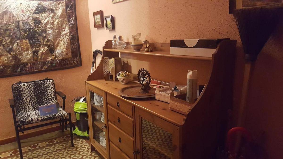 Comfortable Double Room Glorias City Centre Nearby in Barcelona Centre, Barcellona