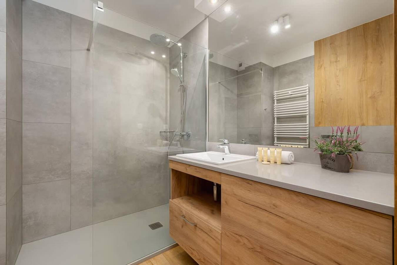 Entire apartment, Park Apartament Mariacka 6 Apartment Parking in Szczecin, Polish Baltic Sea