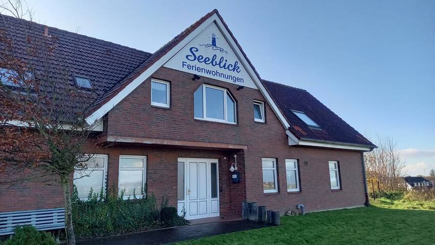 Appartement entier, Die Urlaubswohnung Inselblick im Haus „Seeblick“ im Nordseeheilbad Carolinensiel liegt in unmittelbarer Nähe der „Friedrichsschleuse“ an der „Harle“. in Carolinensiel-Harlesiel, Wittmund