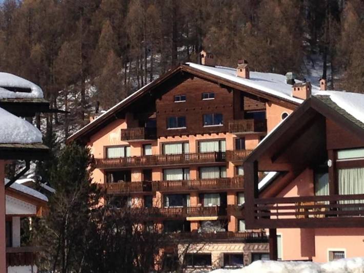 Ferienwohnung für 2 Personen, mit Terrasse und Pool sowie Garten und Sauna - 1