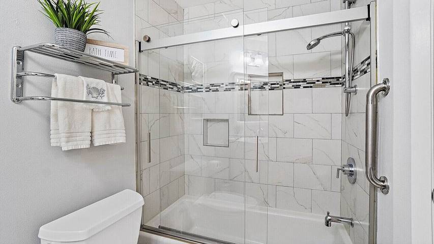 Vacation rental for 6 people, with hot tub and terrace as well as pool in St. Petersburg (FL)