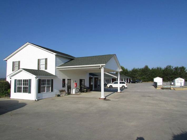 Hotel voor 4 personen, met terras - 1