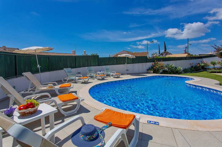 Villa Rocchi by Villa Plus in Albufeira e Olhos de Água, Faro Distrikt