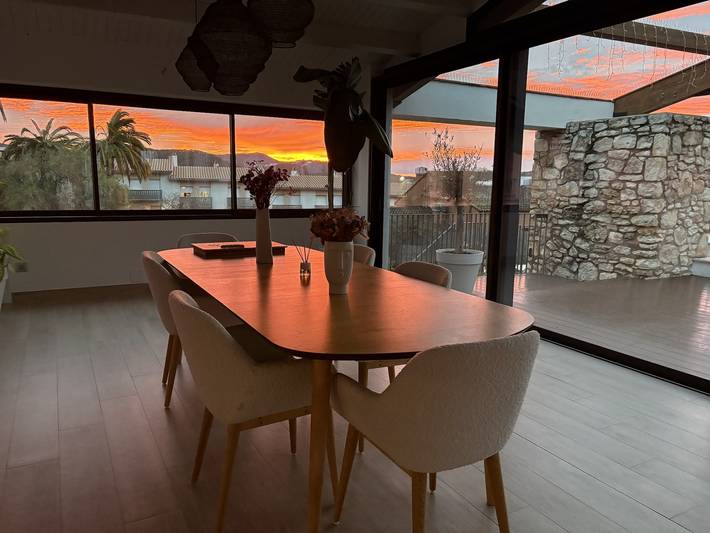 Luxuriöse Villa nahe Sitges – Historische Masía mit Meerblick und Garten in Sant Pere de Ribes, Garraf