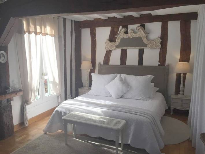 Location de vacances pour 3 personnes, avec terrasse et jardin à Gasny - 3