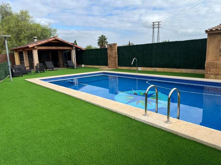 Maison de vacances pour 6 personnes, avec piscine ainsi que vue et jardin