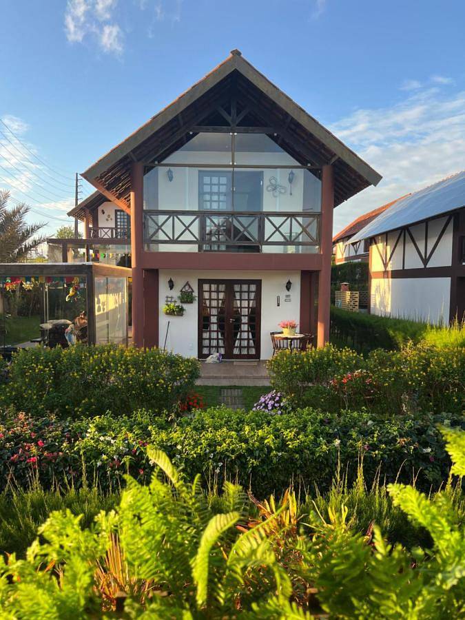 Casas e apartamentos de temporada para 8 pessoas, com jardim e piscina e ainda terraço and vista em Bananeiras