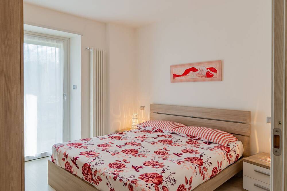 Ganze Wohnung, Ferienwohnung Nonni in Novate Mezzola (Dorf), Novate Mezzola