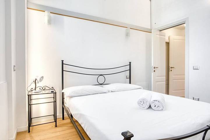 Appartamento intero, Walk to Navigli - 2 Bedrooms Apt in Milano, Provincia di Milano